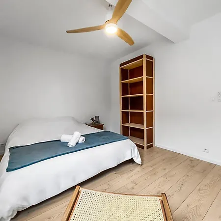 Duplex Hyper Centre Apartment